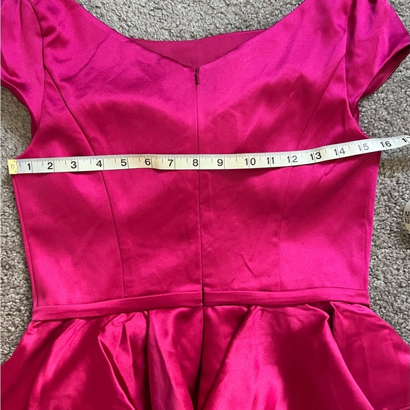 Mac Duggal Cap Sleeve Tiered Satin Cocktail Mini Dress Hot Pink Size 6 Formal - Picture 13 of 16